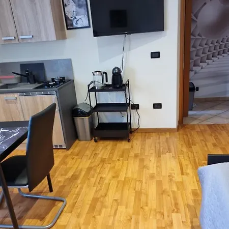 Πανσιόν Affittacamere Viaggiatore *